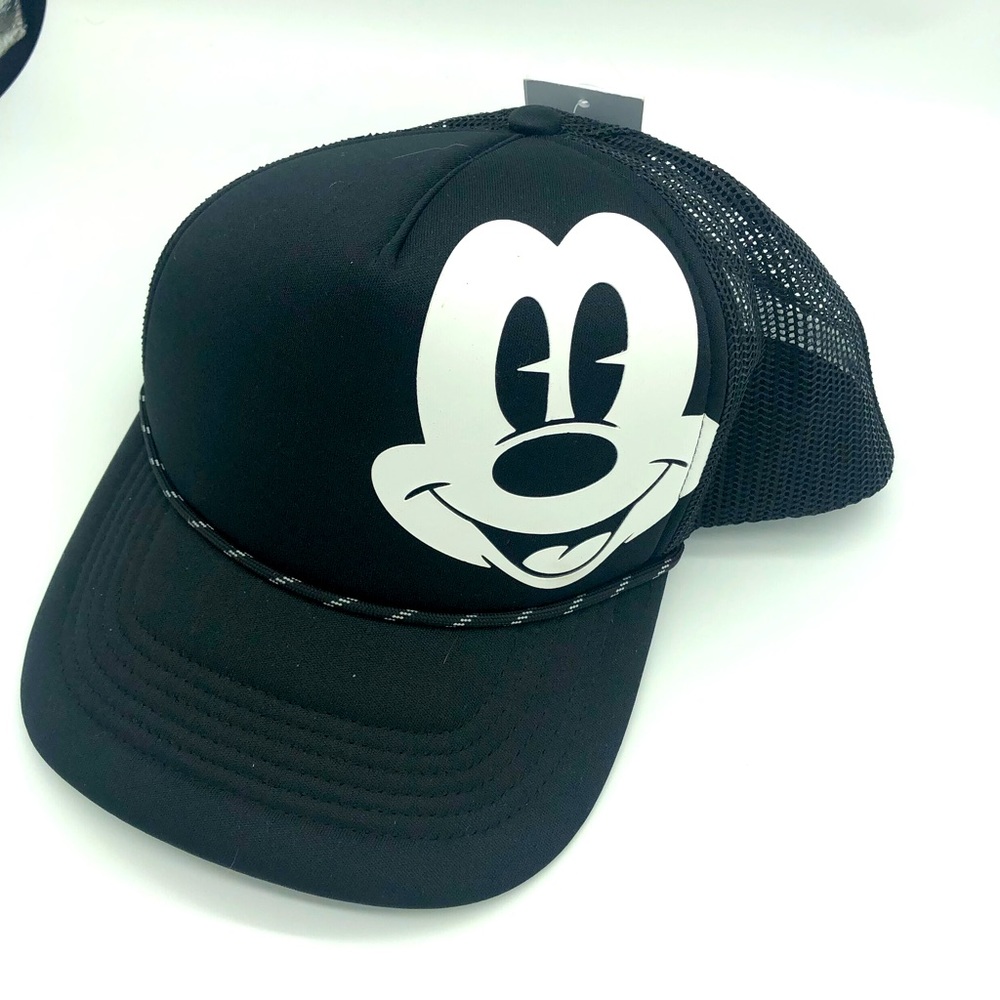 One size black Mickey hat